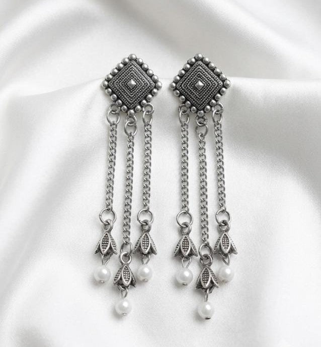 Oxidized Silver Pearl Tassel Long Earrings