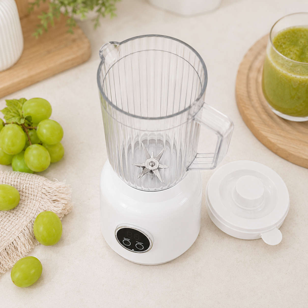Rechargeable Portable Juicer with Digital Display