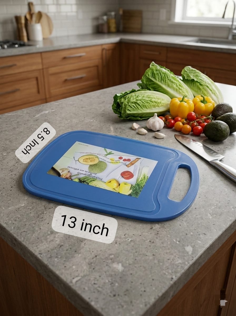Multipurpose Plastic Cutting Board with Easy-Grip Handle – 13 × 8.5 Inches
